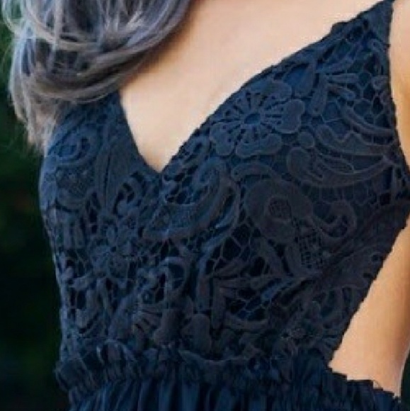Lace front, backless black dress - Picture 3 of 3